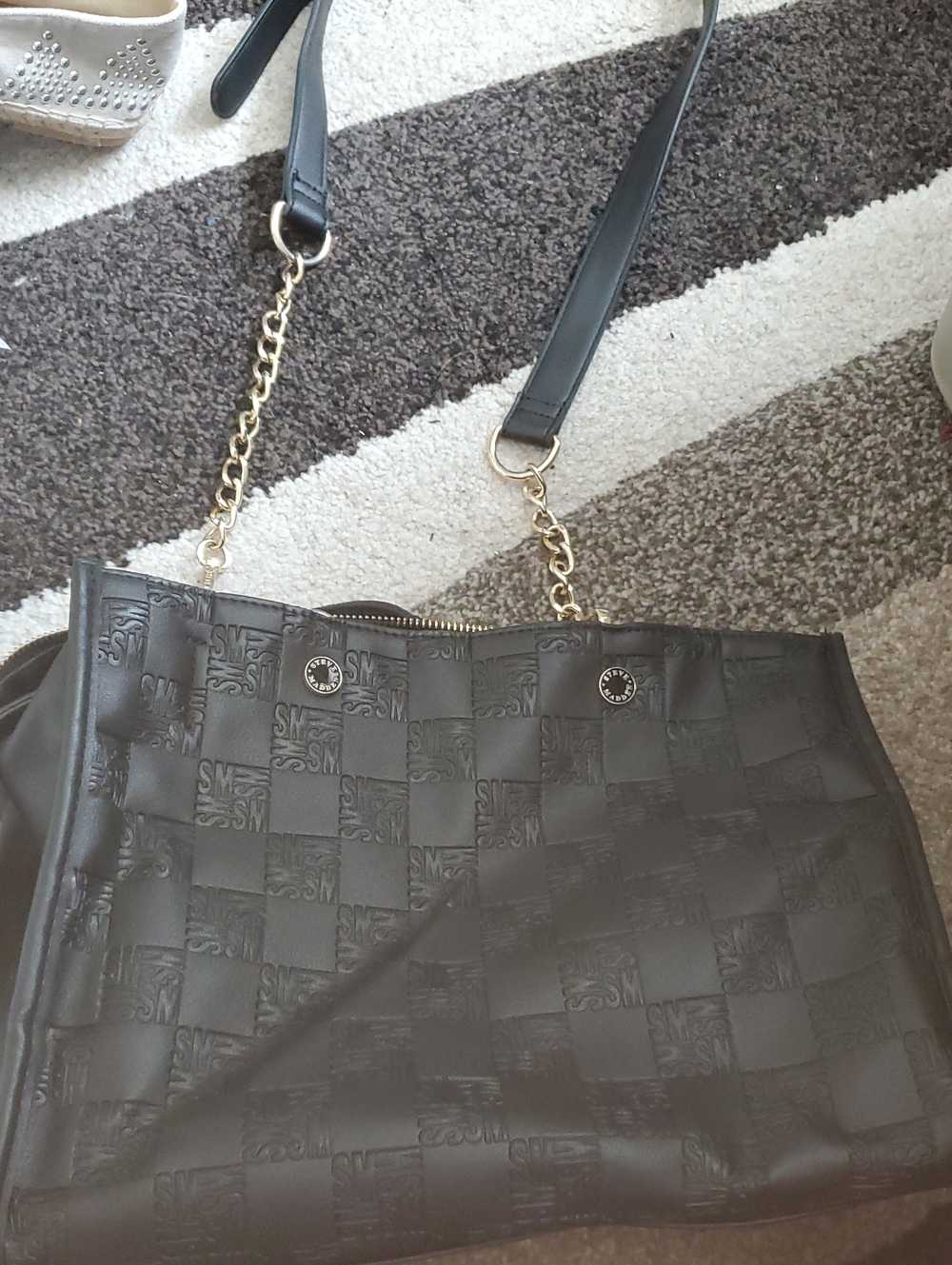 Steve Madden Black Women's Shoulder Bag with Gold Chain Accents Only Long Starp